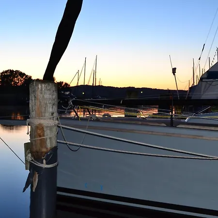 Faehrhaus App 8 Mit Seeblick Daire Sellin (Rugen)