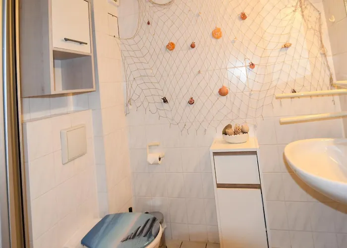 Faehrhaus App 8 Mit Seeblick * Sellin (Rugen)